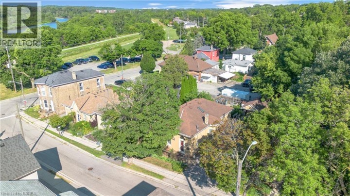 Photo 37 at 17 Scarfe Avenue, Holmedale, Brantford