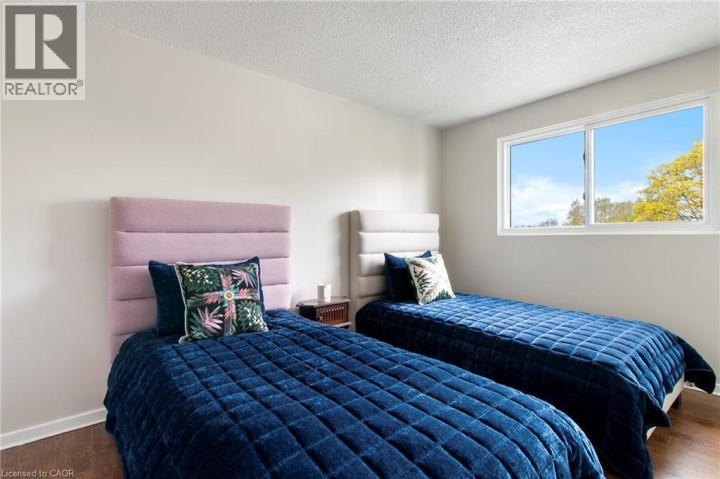 Photo 11 at 29 Woodlawn Avenue, Mayfair, Brantford
