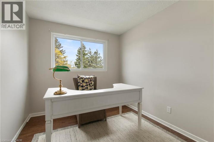 Photo 13 at 29 Woodlawn Avenue, Mayfair, Brantford