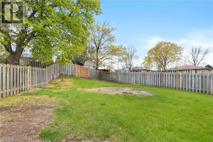 Photo 16 at 29 Woodlawn Avenue, Mayfair, Brantford