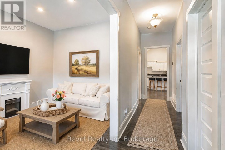 Photo 4 at 31 Givins Street, Woodstock - North, Woodstock
