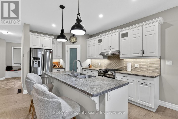 Photo 4 at 150 Denrich Avenue, Tillsonburg
