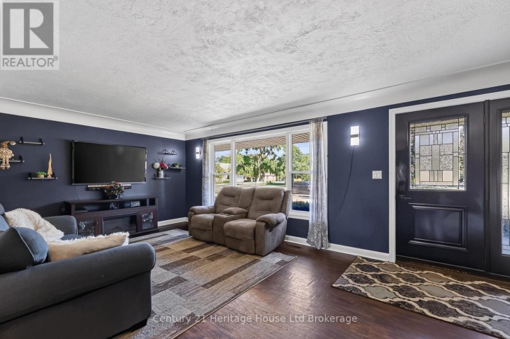 Photo 14 at 105 W Concession Street, Tillsonburg