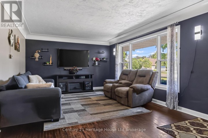 Photo 16 at 105 W Concession Street, Tillsonburg