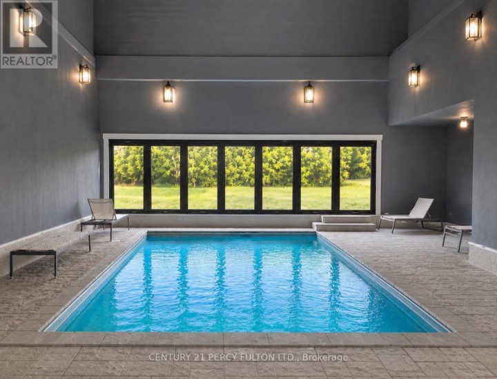 Photo 2 at 86 Woodland Drive Pines, Pine Grove, Norfolk County