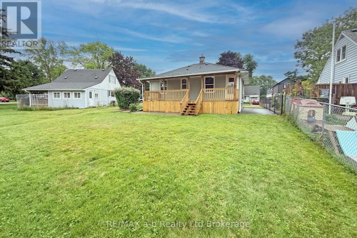 Photo 35 at 41 Kensington Street, Woodstock - North, Woodstock