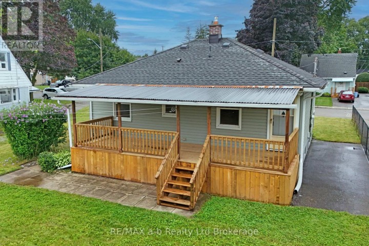 Photo 38 at 41 Kensington Street, Woodstock - North, Woodstock