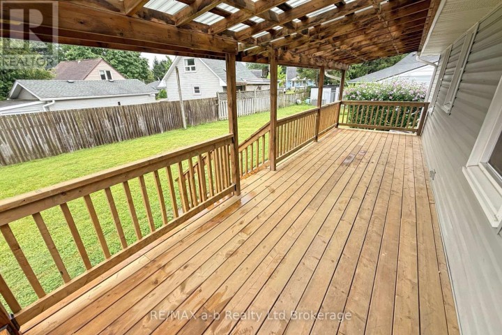Photo 42 at 41 Kensington Street, Woodstock - North, Woodstock