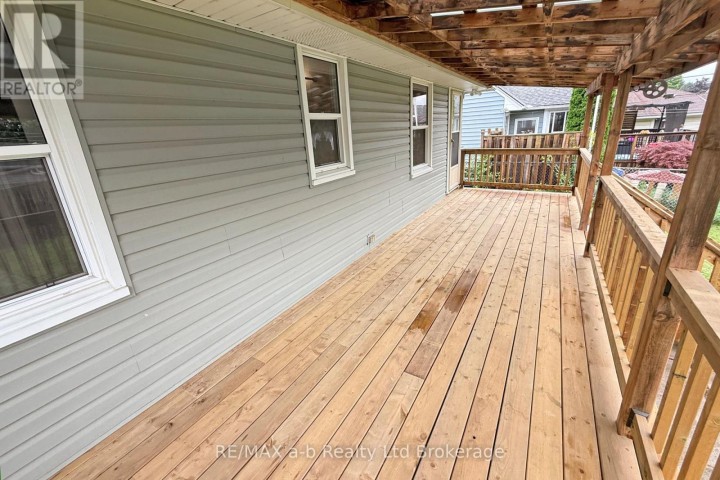 Photo 43 at 41 Kensington Street, Woodstock - North, Woodstock