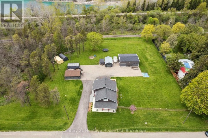 Photo 1 at 584077 Beachville Road, Centreville, South-West Oxford