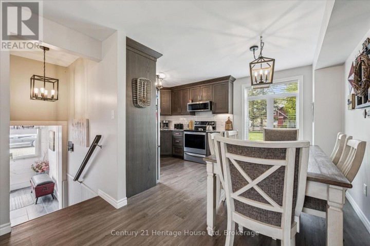 Photo 12 at 584077 Beachville Road, Centreville, South-West Oxford