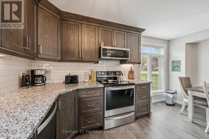 Photo 17 at 584077 Beachville Road, Centreville, South-West Oxford