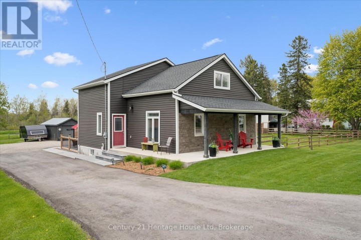 Photo 2 at 584077 Beachville Road, Centreville, South-West Oxford