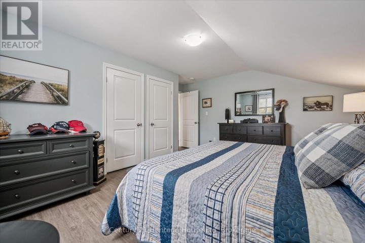 Photo 31 at 584077 Beachville Road, Centreville, South-West Oxford