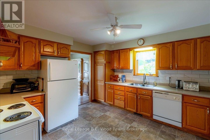 Photo 11 at 48 Allen Street, Tillsonburg