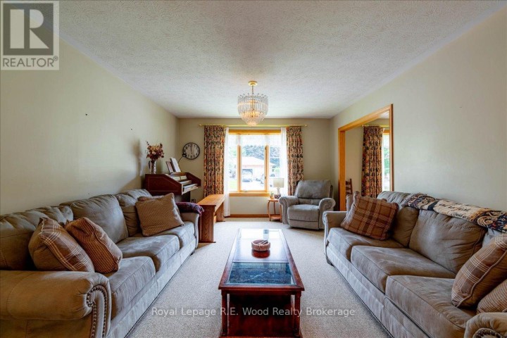 Photo 6 at 48 Allen Street, Tillsonburg