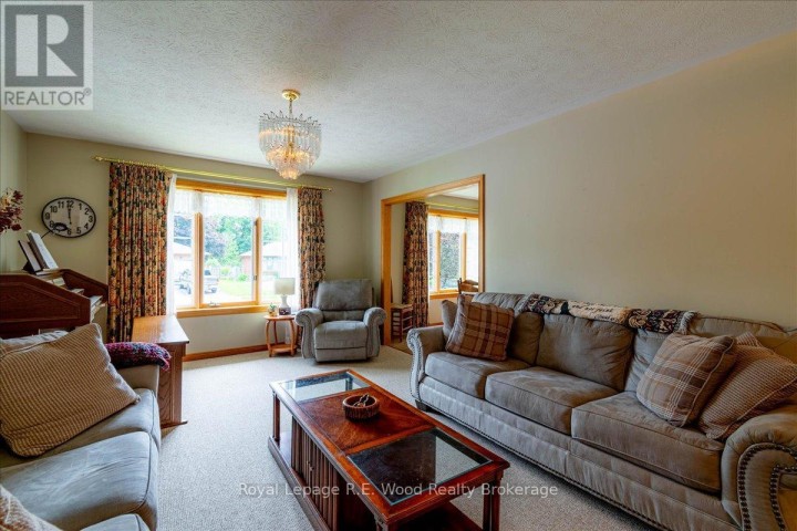 Photo 7 at 48 Allen Street, Tillsonburg