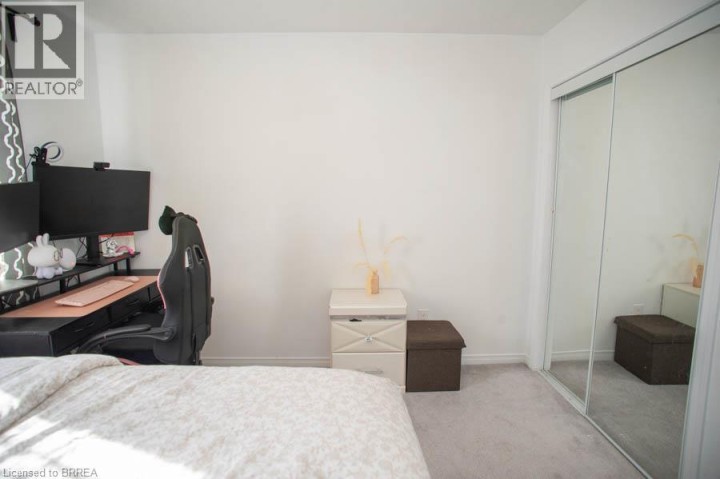 Photo 16 at 153 English Lane, Empire South, Brantford
