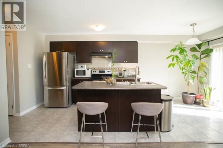 Photo 4 at 153 English Lane, Empire South, Brantford