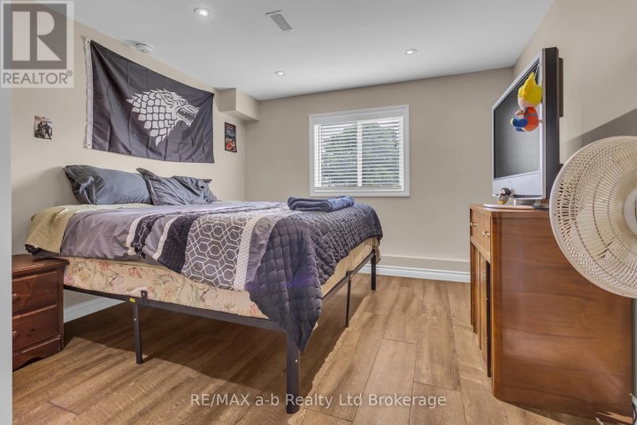 Photo 28 at 54 Pebble Beach Court, Woodstock - South, Woodstock