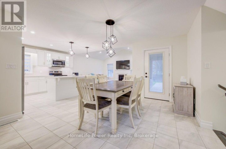 Photo 20 at 4 Livingston Drive, Tillsonburg
