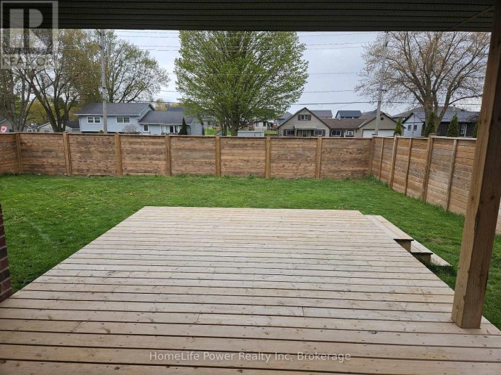 Photo 43 at 4 Livingston Drive, Tillsonburg