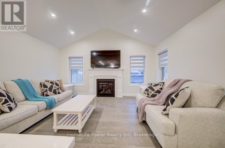 Photo 8 at 4 Livingston Drive, Tillsonburg