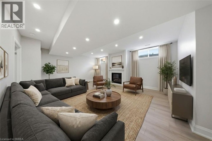 Photo 18 at 10 - 6 Beckett Drive, Beckett, Brantford
