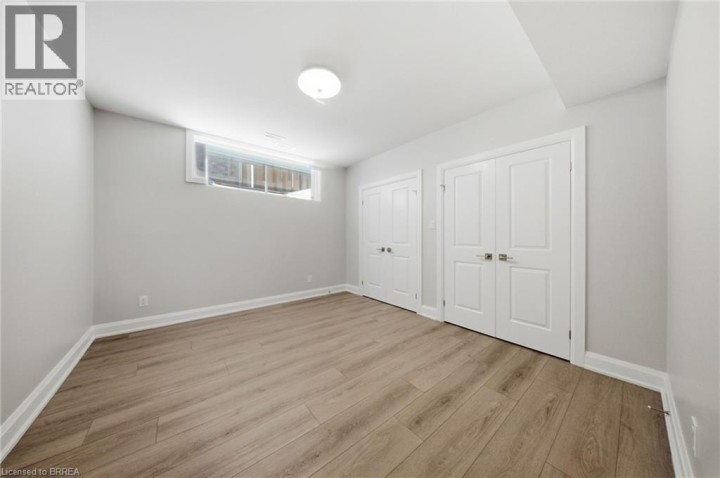 Photo 23 at 10 - 6 Beckett Drive, Beckett, Brantford