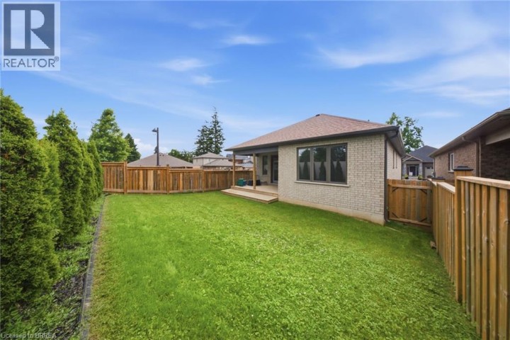Photo 31 at 10 - 6 Beckett Drive, Beckett, Brantford