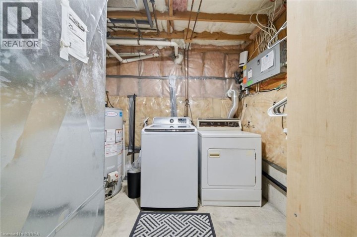 Photo 25 at 62 Donegal Drive, Donegal / Mcguiness, Brantford