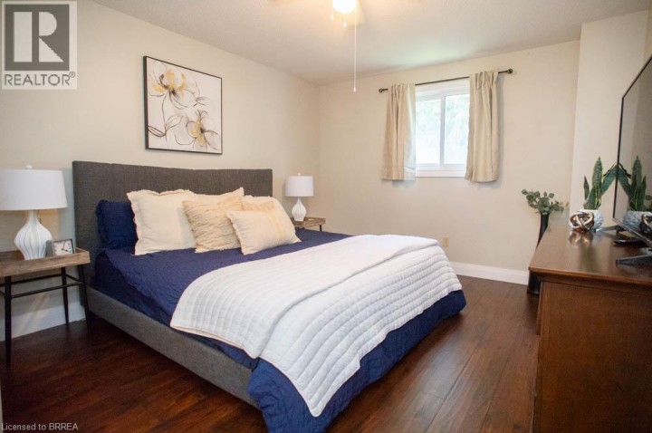 Photo 16 at 27 Myrtleville Drive, Woodlawn, Brantford
