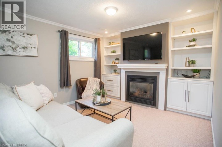 Photo 21 at 27 Myrtleville Drive, Woodlawn, Brantford