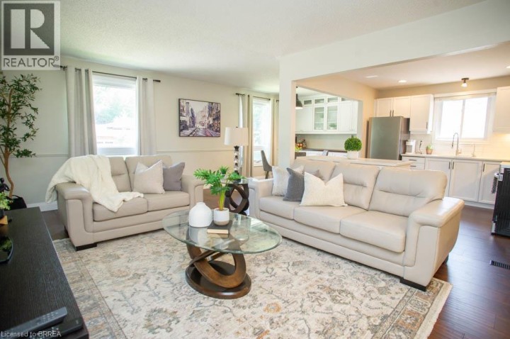 Photo 10 at 27 Myrtleville Drive, Woodlawn, Brantford