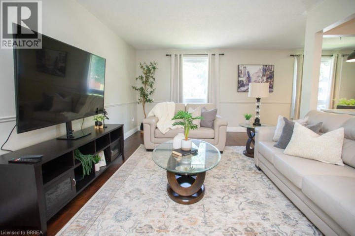 Photo 8 at 27 Myrtleville Drive, Woodlawn, Brantford