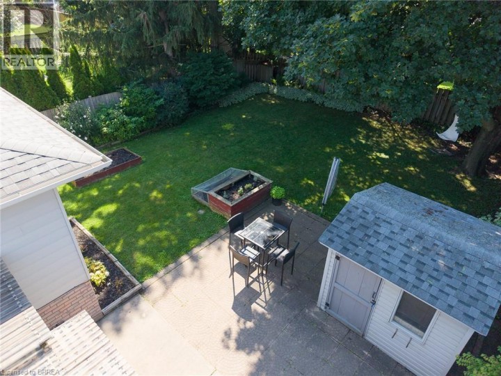 Photo 32 at 27 Myrtleville Drive, Woodlawn, Brantford