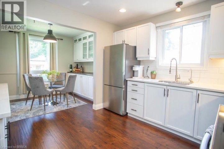 Photo 15 at 27 Myrtleville Drive, Woodlawn, Brantford