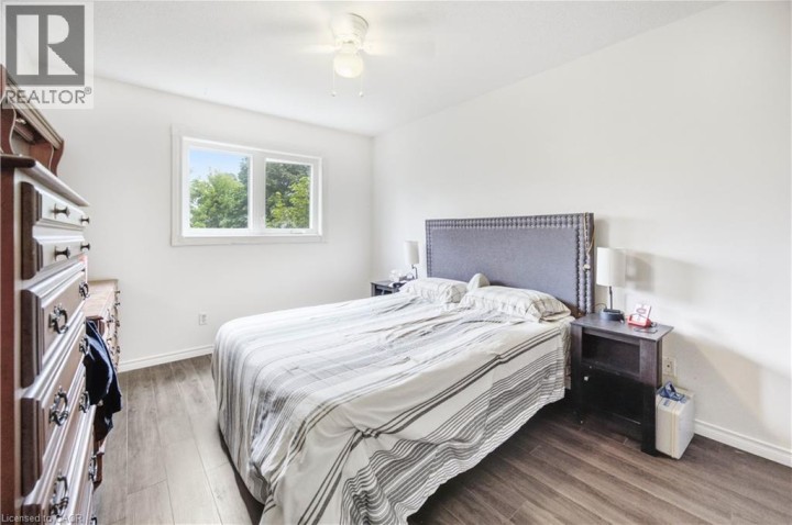 Photo 17 at 10 Evergreen Court, D’aubigny / Evergreen, Brantford