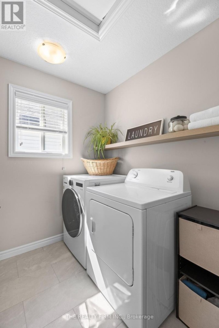 Photo 32 at 20 Sandy Court, Tillsonburg