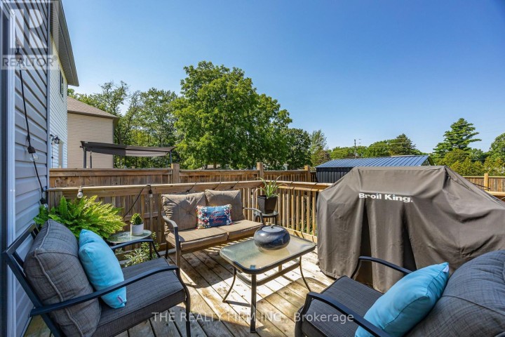 Photo 45 at 20 Sandy Court, Tillsonburg