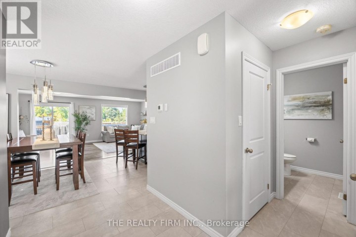 Photo 7 at 20 Sandy Court, Tillsonburg