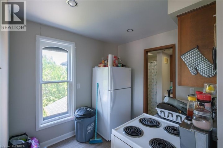 Photo 26 at 212 Dalhousie Street, East Ward, Brantford