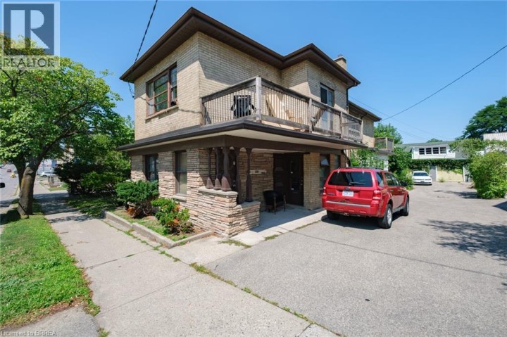 Photo 7 at 212 Dalhousie Street, East Ward, Brantford