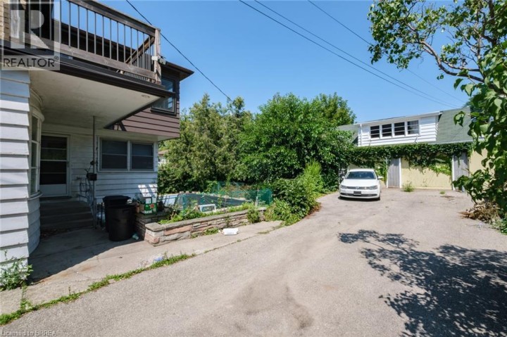 Photo 23 at 212 Dalhousie Street, East Ward, Brantford