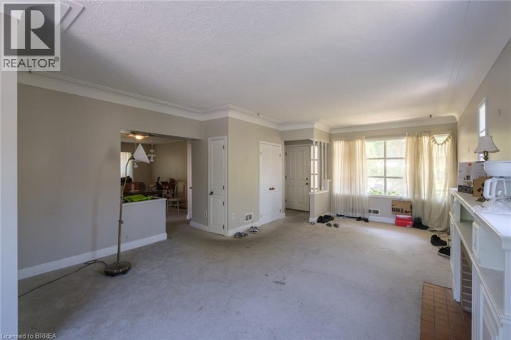 Photo 8 at 212 Dalhousie Street, East Ward, Brantford