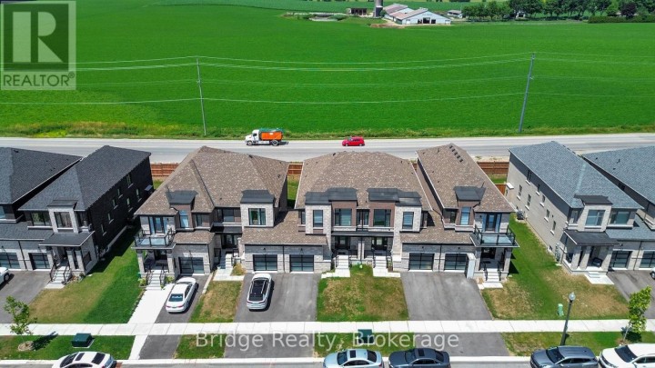 Photo 2 at 892 Sobeski Avenue, Woodstock - North, Woodstock