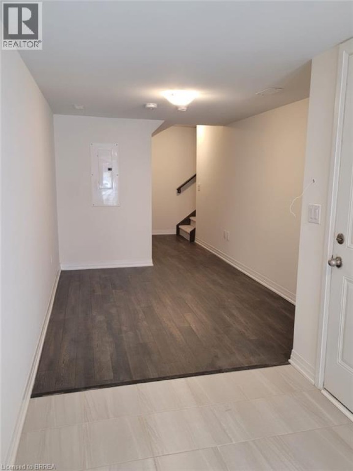Photo 2 at 913 - 585 E Colborne Street, Echo Place, Brantford