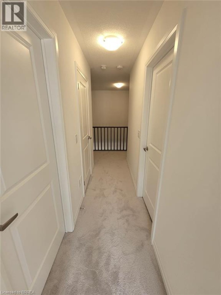 Photo 3 at 913 - 585 E Colborne Street, Echo Place, Brantford