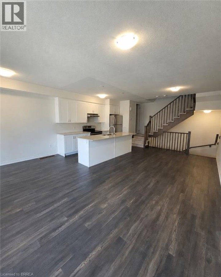 Photo 7 at 913 - 585 E Colborne Street, Echo Place, Brantford