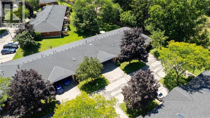 Photo 22 at 19 - 1030 E Colborne Street, Echo Place, Brantford